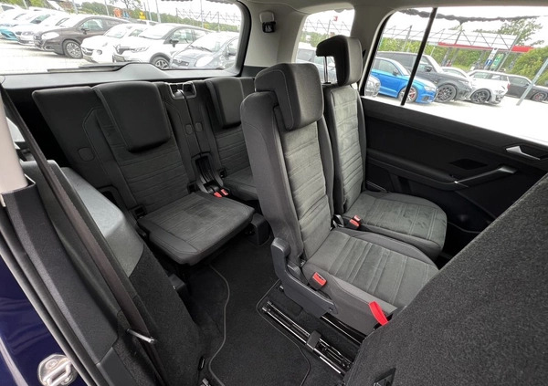 Volkswagen Touran cena 61900 przebieg: 112613, rok produkcji 2016 z Krynica-Zdrój małe 781